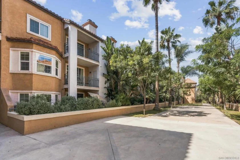 2150 Camino De La Reina #216 photo 16
