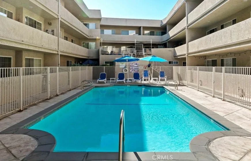 4647 Willis Avenue #220 photo 10