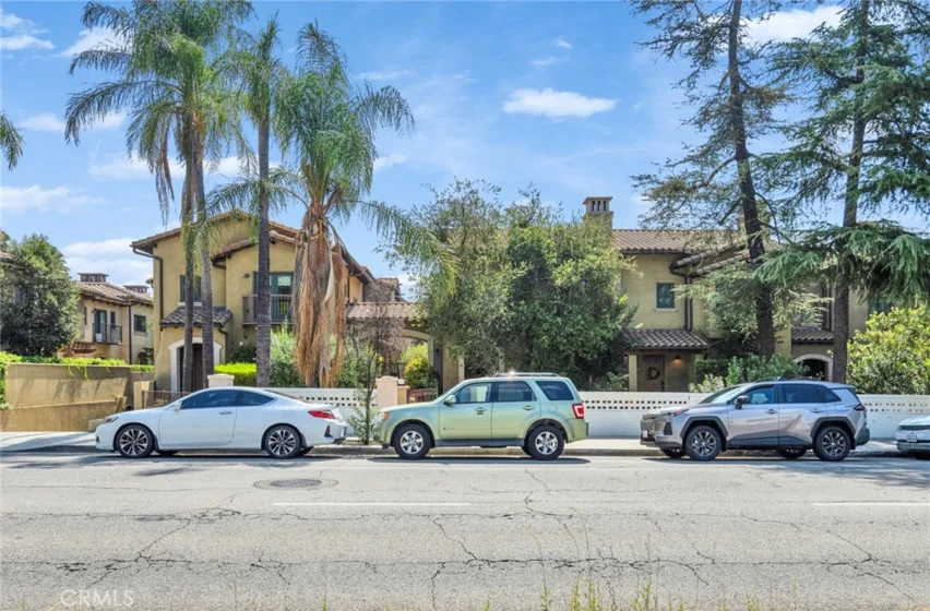 168 S Sierra Madre Boulevard #114 photo 2