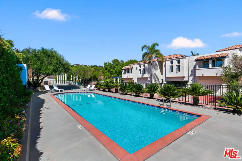 6435 Zumirez Drive #9 photo 46