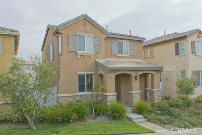 22363 Yates Street photo 1