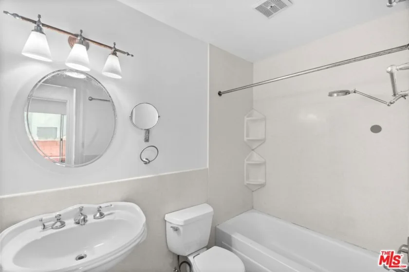 4900 Overland Avenue #183 photo 4