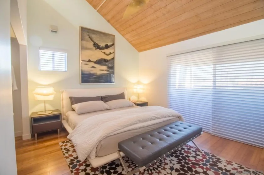 725 Seacoast Drive photo 6
