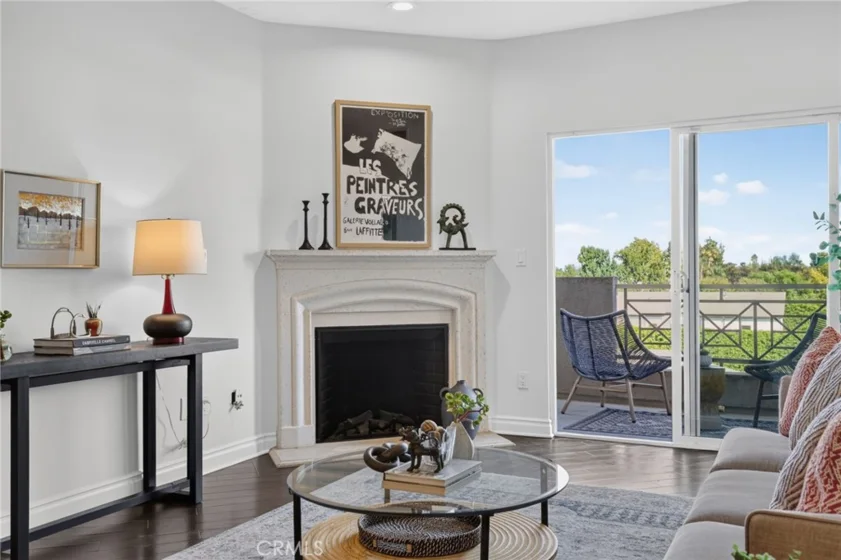 4424 Whitsett Avenue #303 photo 10