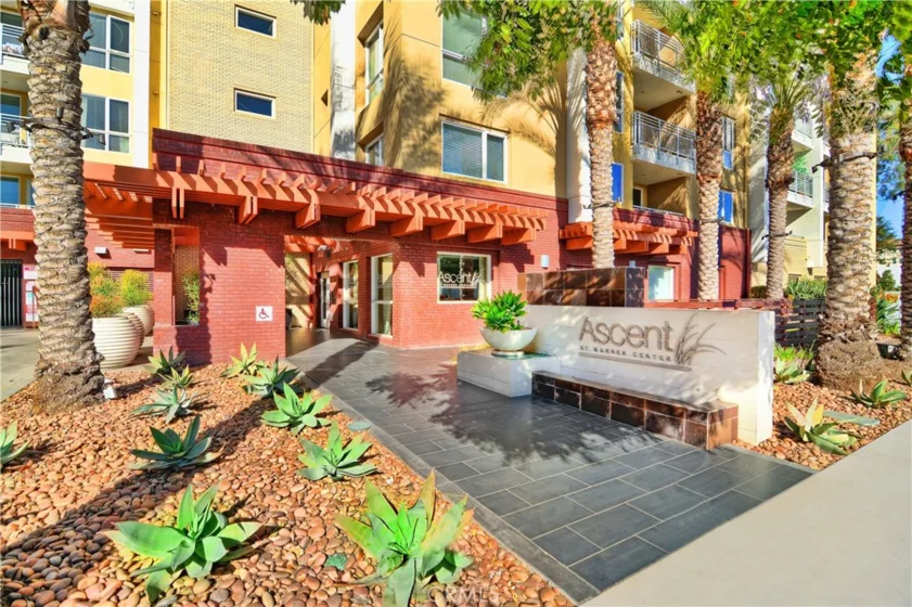 21301 Erwin Street #416 photo 1