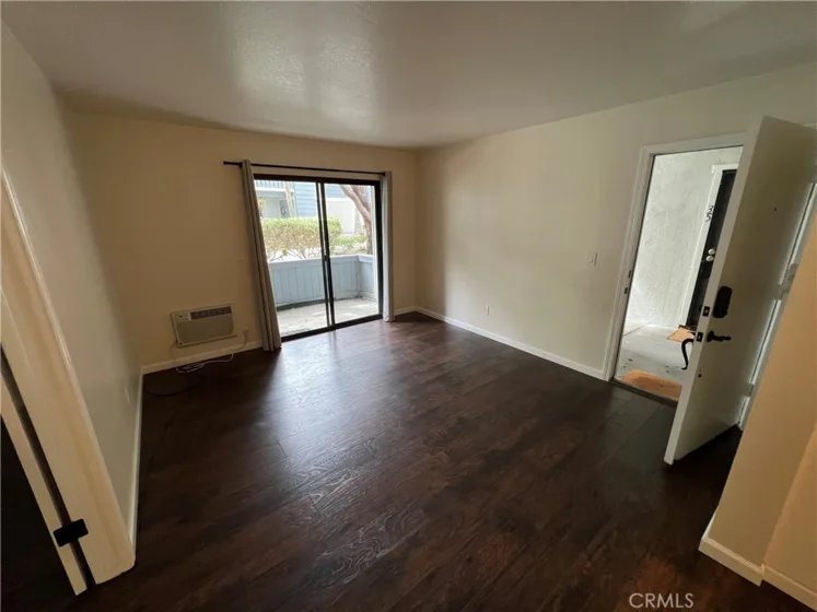 25611 Quail photo 5
