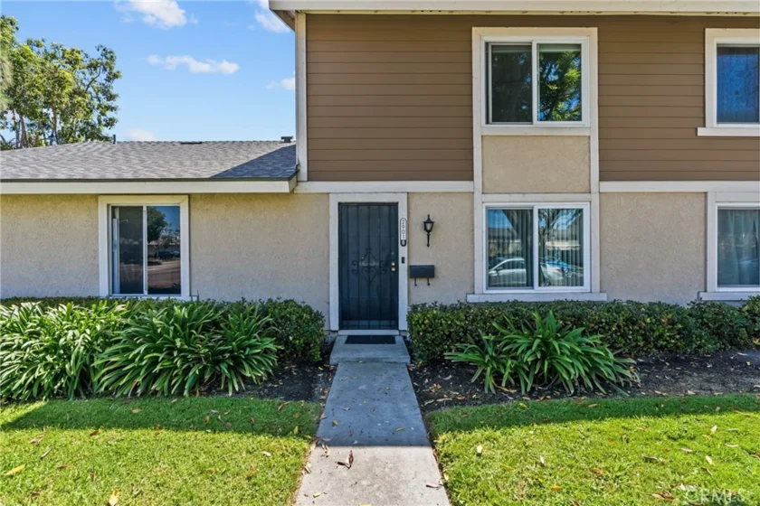 2901 S Sycamore #B photo 35