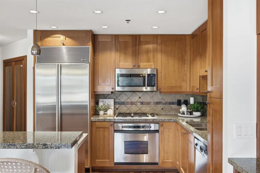 700 W Harbor Drive #608 photo 17