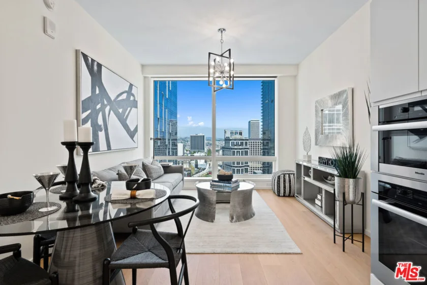 877 Francisco Street #2903 photo 5