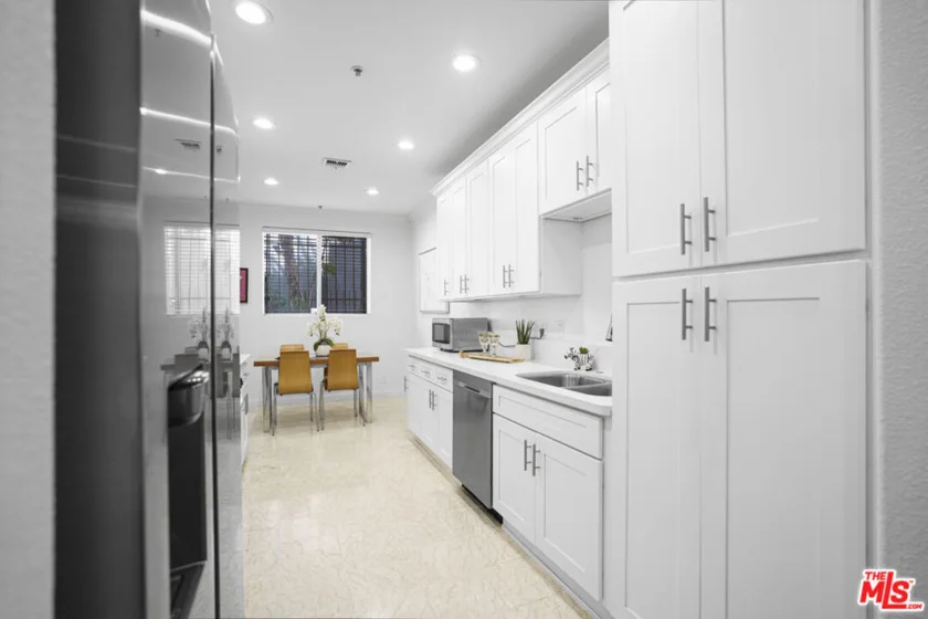333 Westminster Avenue #104 photo 13