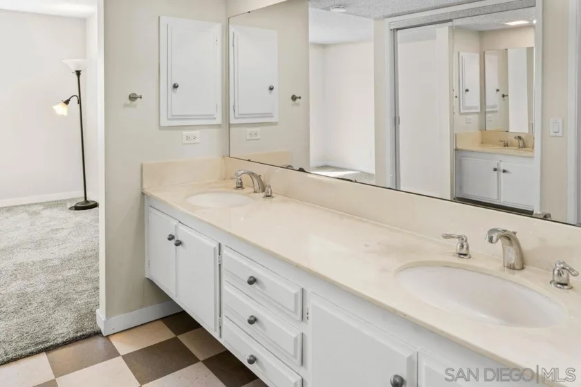 4900 Rosehedge Drive #304 photo 19