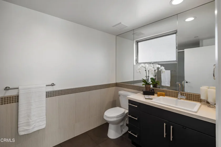159 W Green Street #502A photo 14