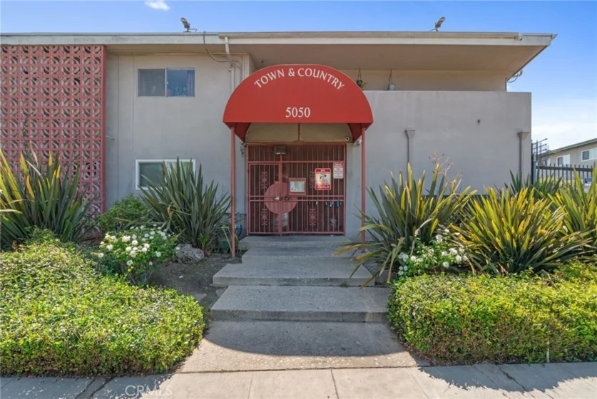 5050 Linden Avenue #63 photo 1