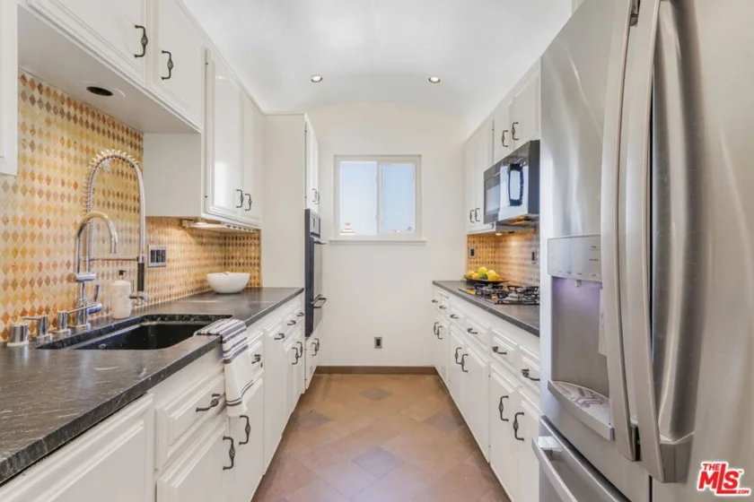211 California Avenue #501 photo 11