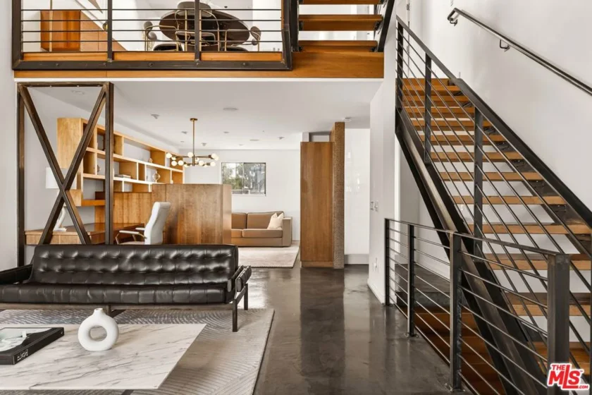 1113 Electric Avenue #10 photo 1