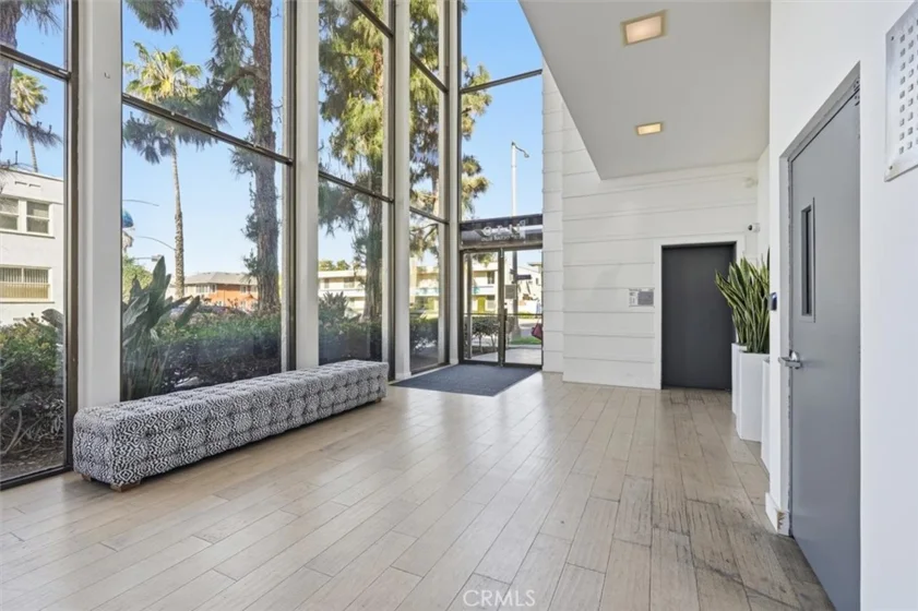 1140 E Ocean Boulevard #109 photo 26