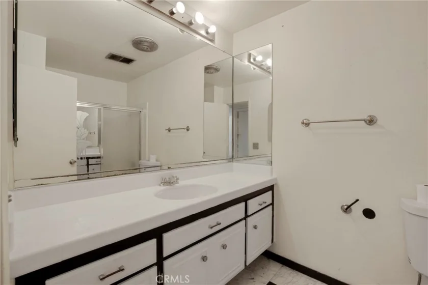 1340 S Beverly Glen Boulevard #211 photo 5