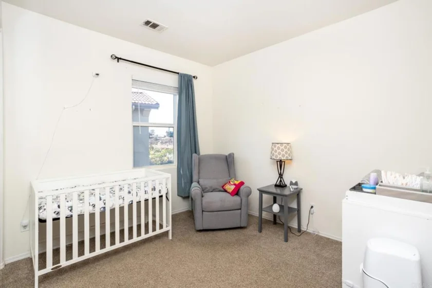 425 S Meadowbrook Drive #123 photo 18