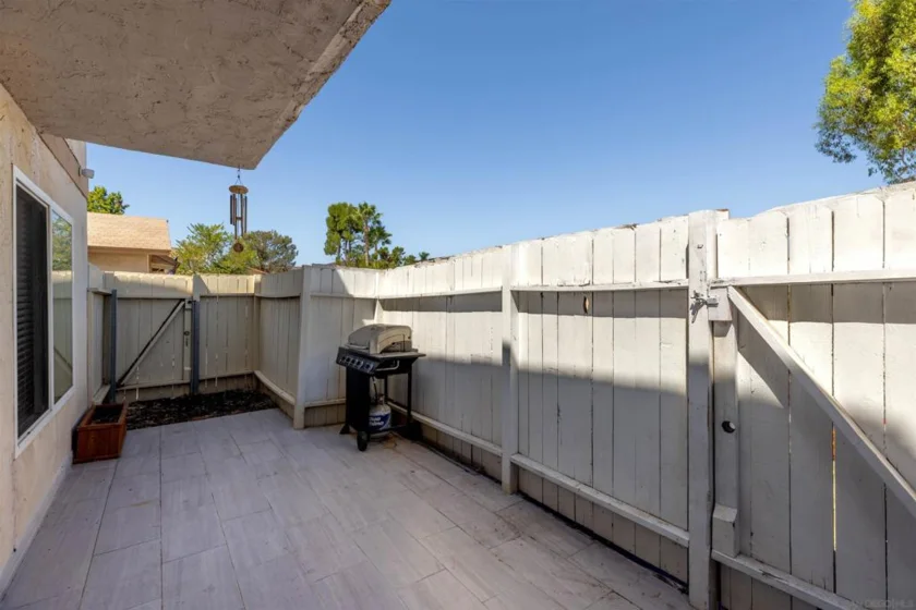 10331 Santana Ranch Drive photo 20
