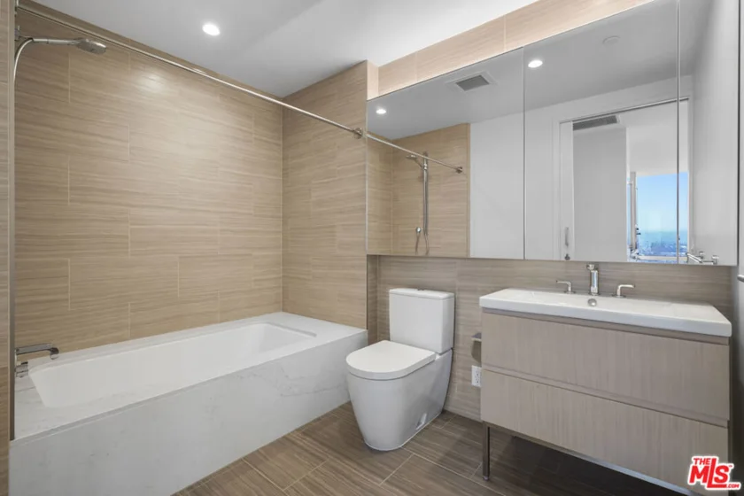 877 Francisco Street #2811 photo 20