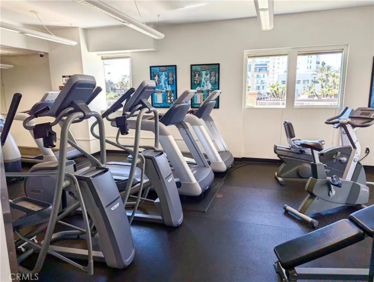 388 E Ocean Boulevard #1117 photo 21