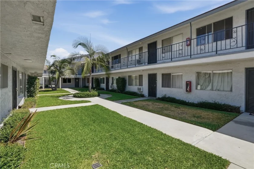 2890 E Artesia #42 photo 5