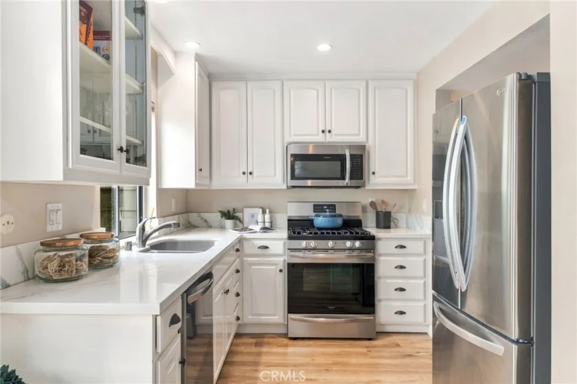 14 Surfside Ct Court photo 8