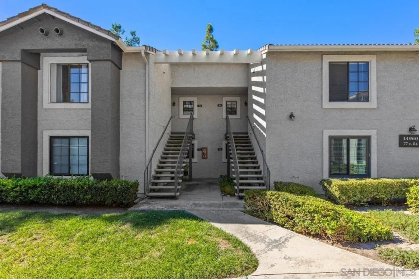 14960 Avenida Venusto #79 photo 1
