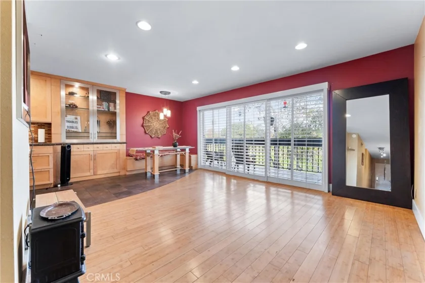 1061 Park Avenue photo 1