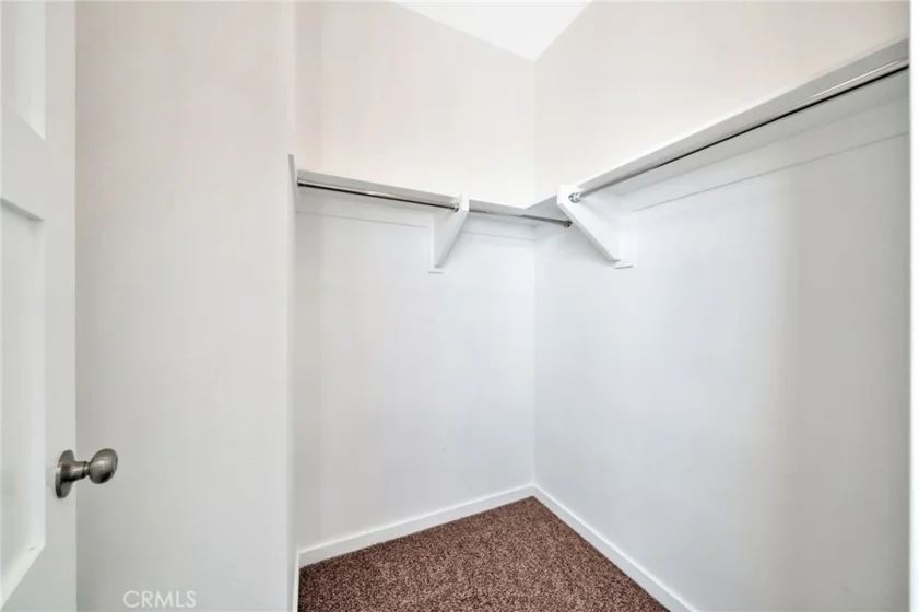 563 W Maple Avenue photo 19