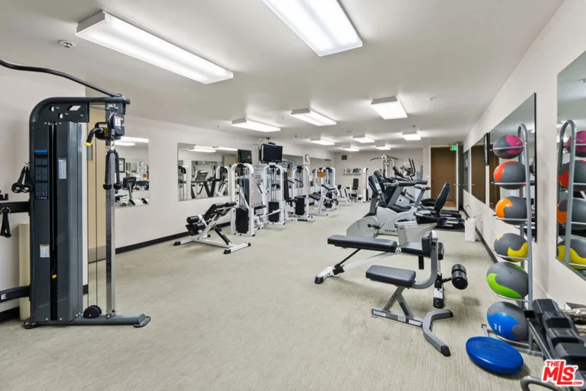 515 Ocean Avenue #NPH B photo 34