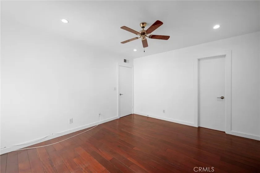 300 N Isabel Street #10 photo 18