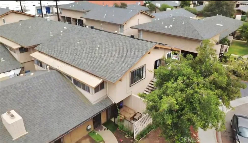 1263 Oakdale photo 24