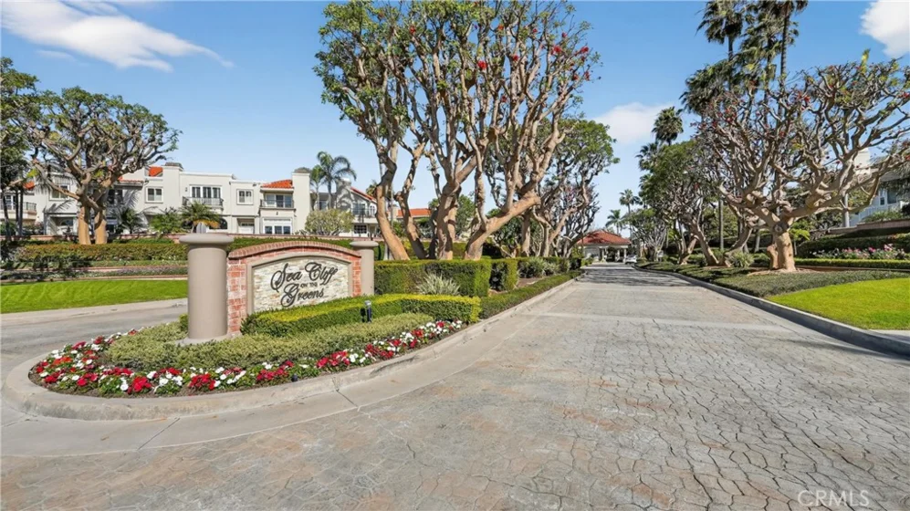 19282 Torreypines photo 4