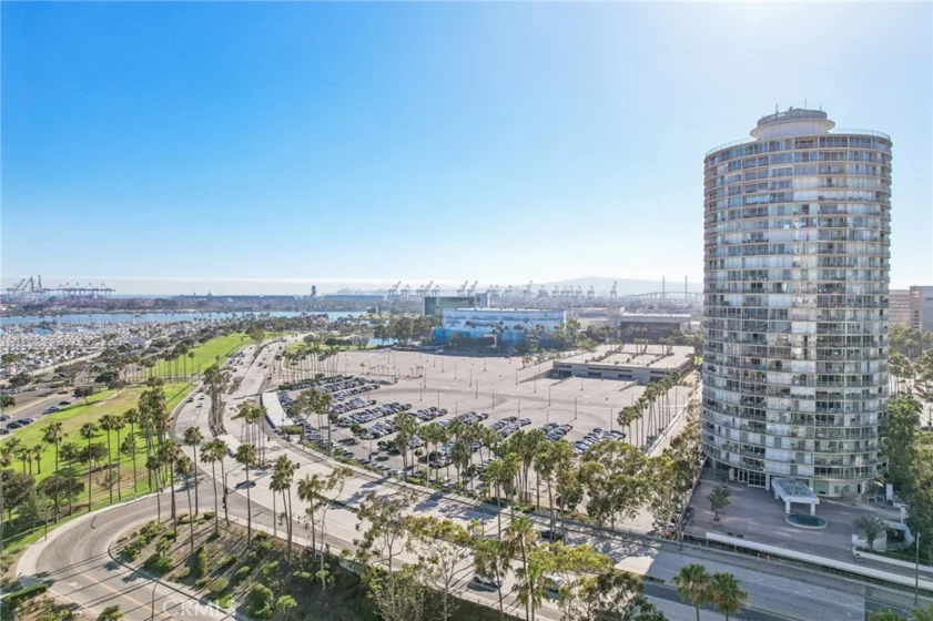 700 E Ocean Boulevard #2801 photo 3