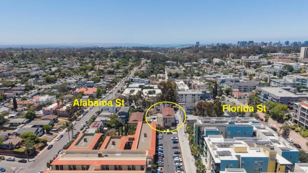 2040 Robinson #C photo 25