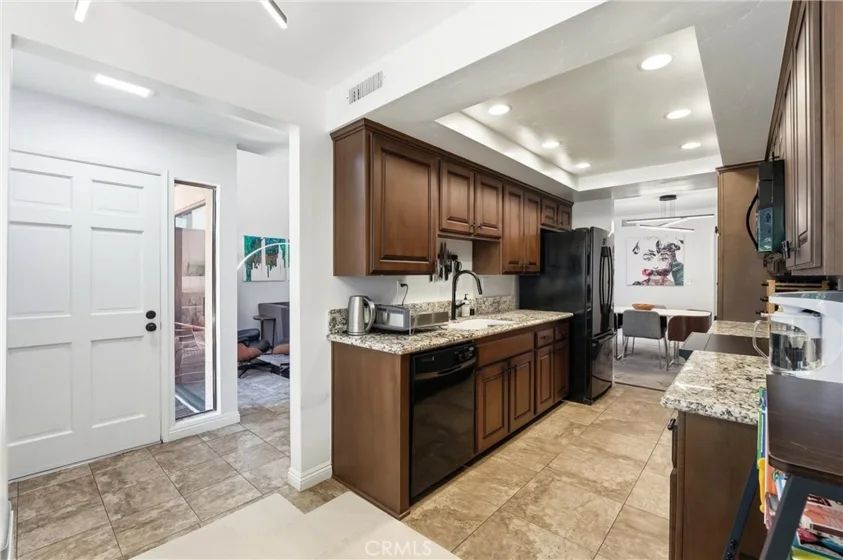 3669 Country Club Drive #C photo 15