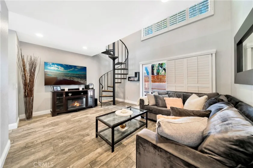 23262 La Mar #107 D photo 1