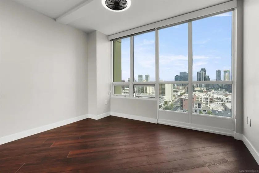 555 Front Street #1302 photo 17