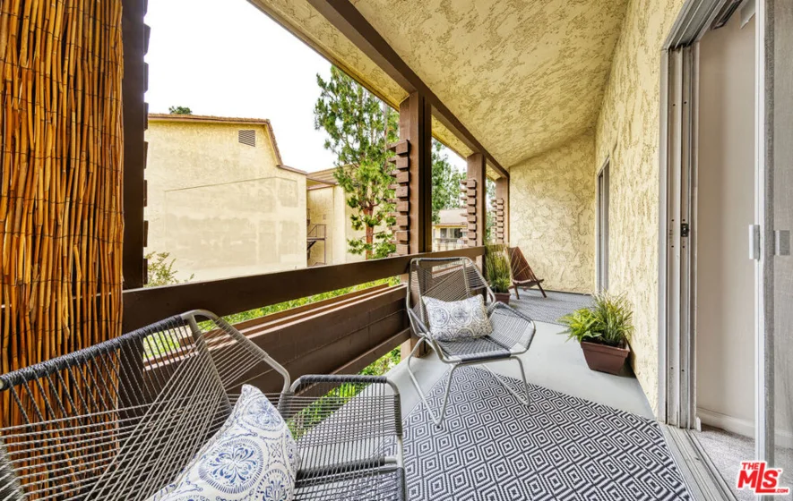 6250 Buckingham #204 photo 27