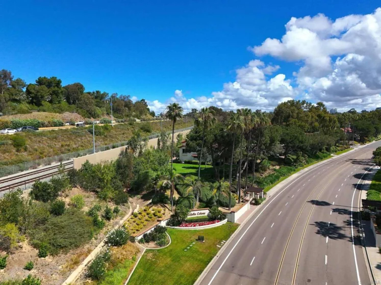 4080 Rosenda #210 photo 33
