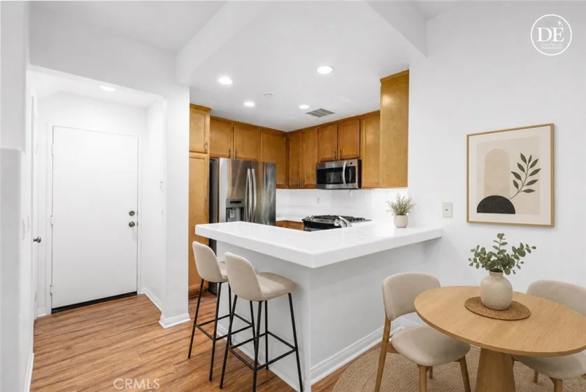 127 Jadestone photo 15