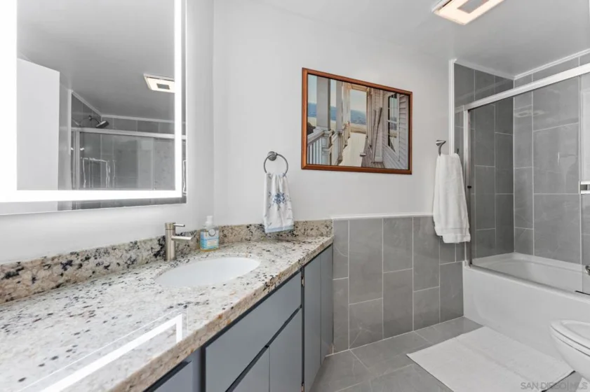3955 Honeycutt Street #103 photo 17