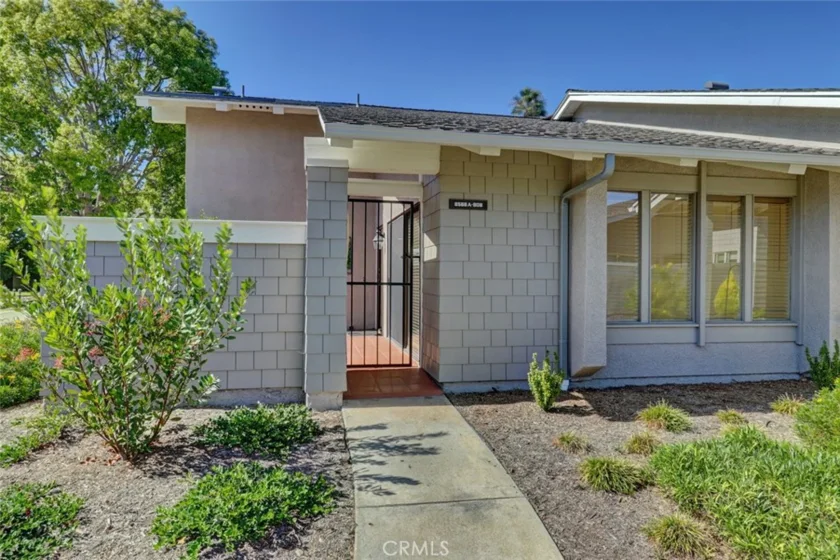 8566 Larkhall Circle #808A photo 1