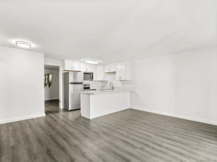 4057 Brant St Unit 8 photo 1