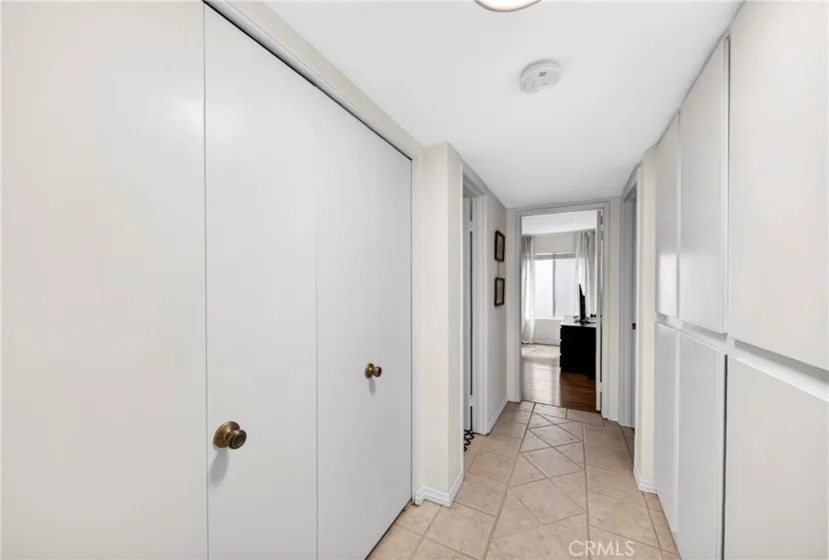 15020 Victory Boulevard #104 photo 13