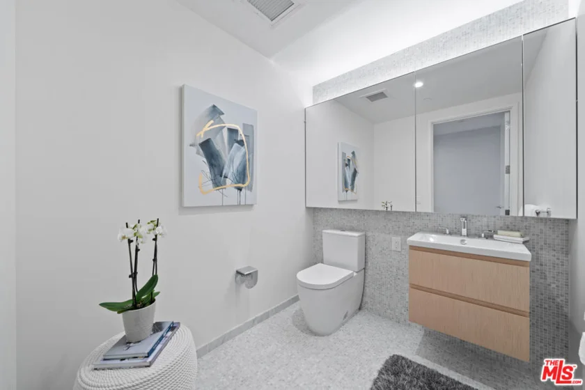 877 Francisco Street #2212 photo 12