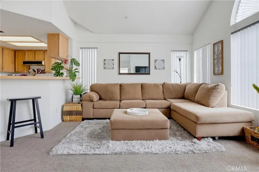 4581 Warner #302 photo 6