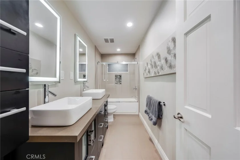 247 Calliope Street photo 15