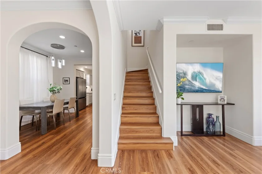 77 Canyoncrest photo 17